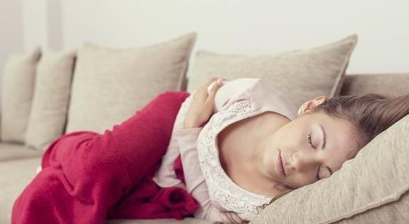 痛经严重会痛死吗_痛经严重会导致不孕吗